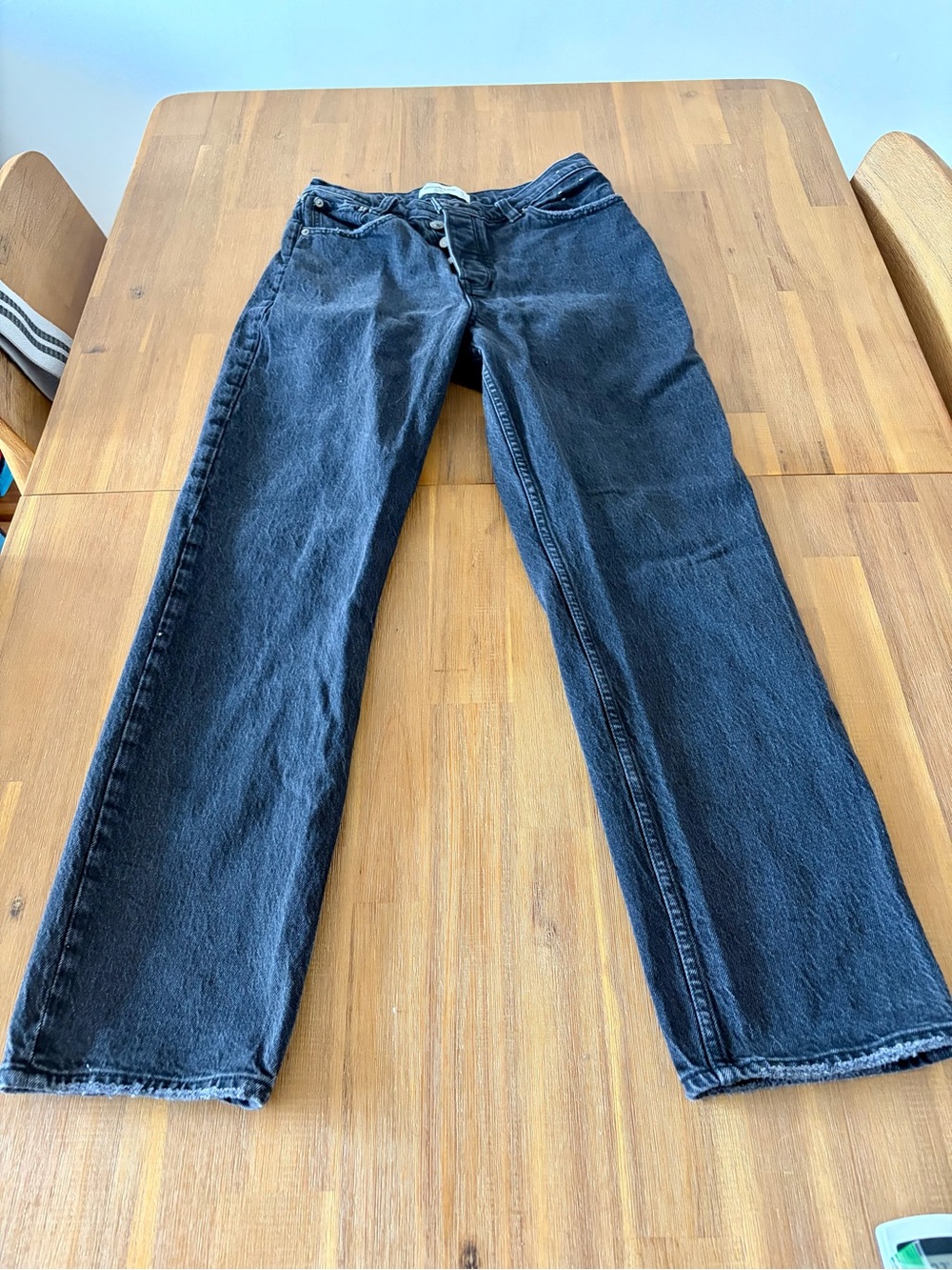 Abercrombie & Fitch Women’s Straight Black Denim Jeans